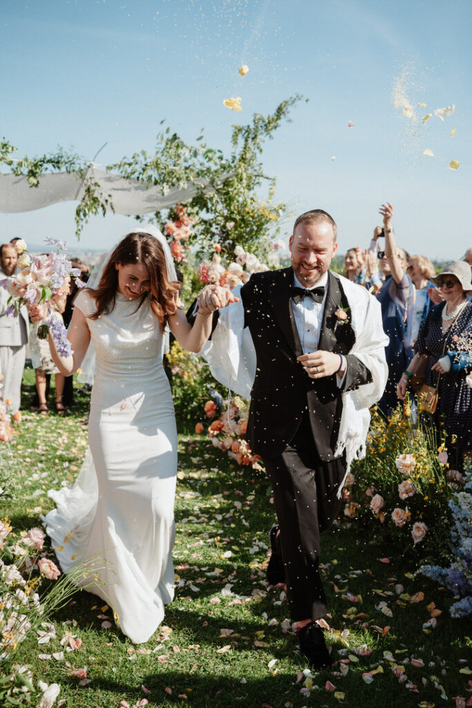 Jewish wedding ceremony exit