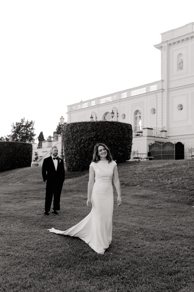 Elegant black and white wedding photo in Villa miani Rome
