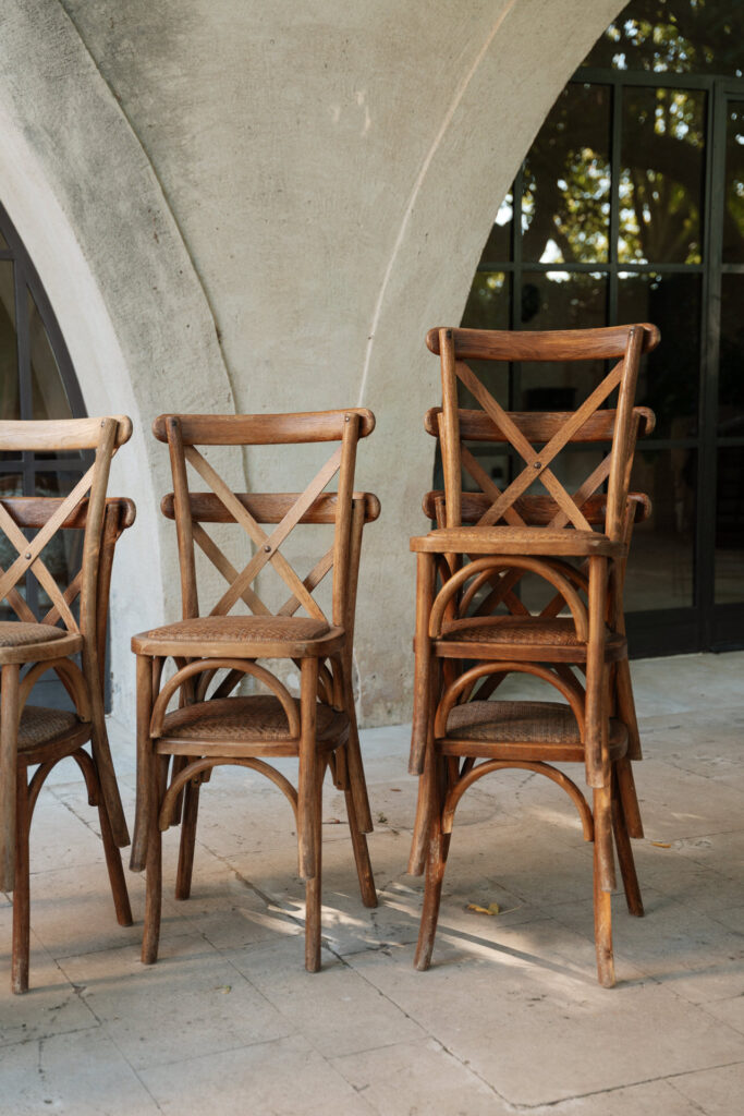 Intimate editorial wedding chabran provence00004