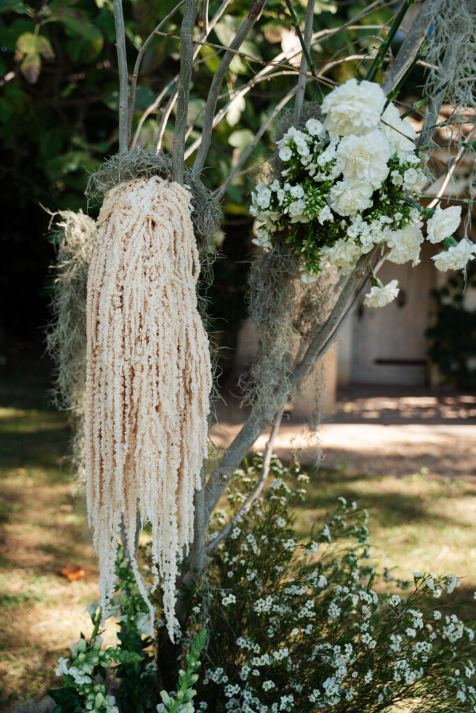 Intimate editorial wedding chabran provence00013