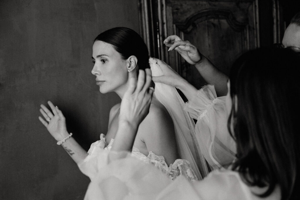 Intimate editorial wedding chabran provence00022