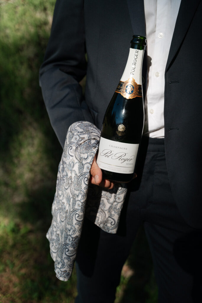 Intimate editorial wedding chabran provence00035