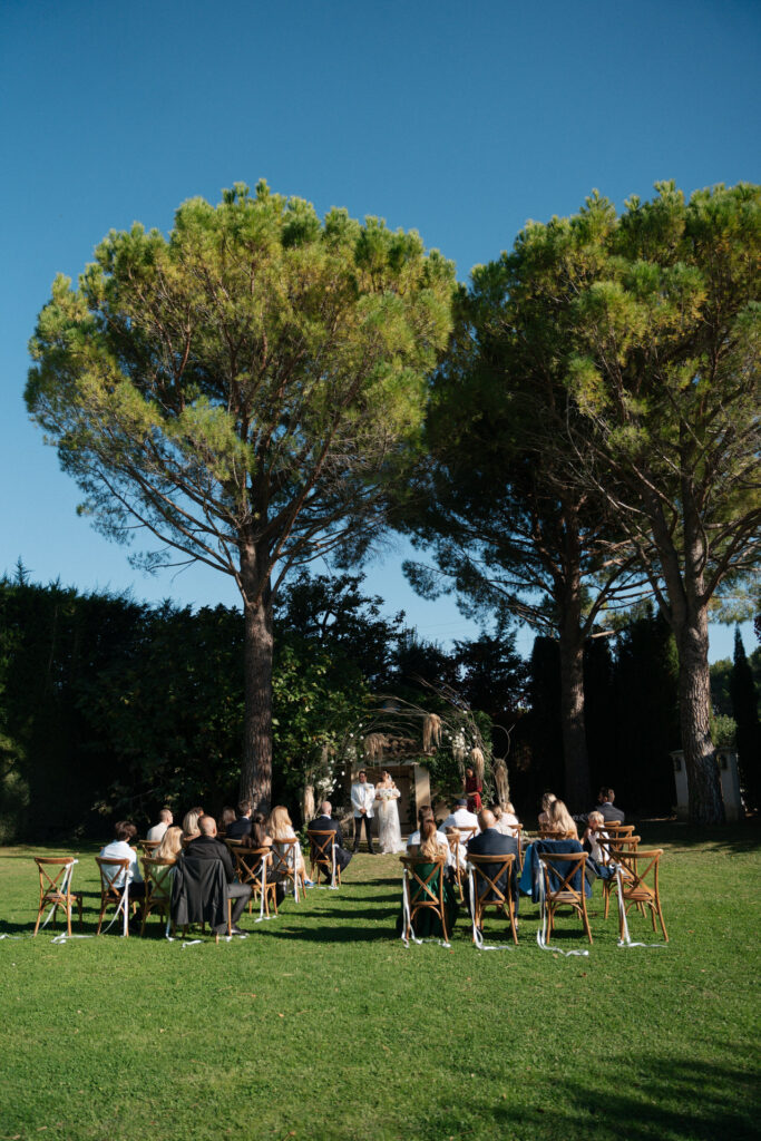Intimate editorial wedding chabran provence00036