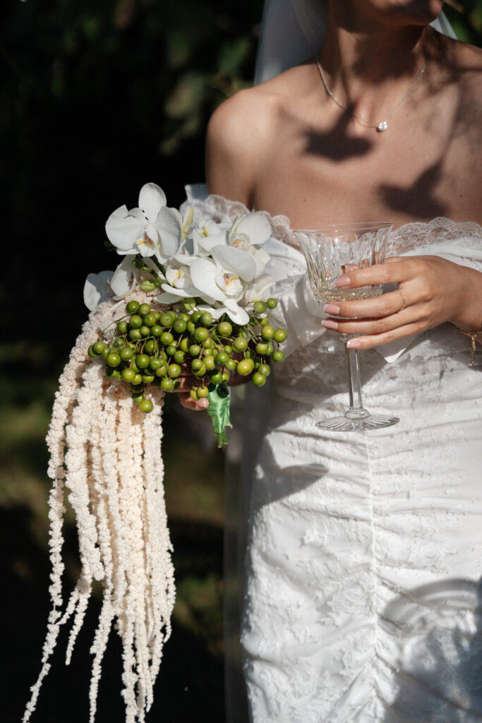 Intimate editorial wedding chabran provence00040