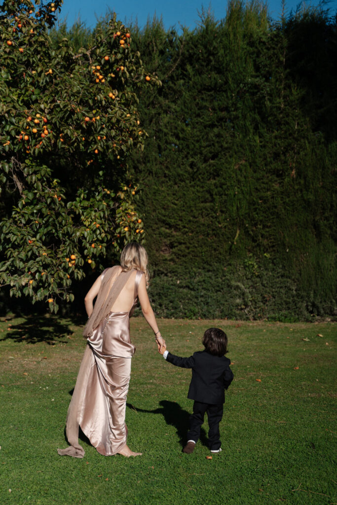 Intimate editorial wedding chabran provence00046