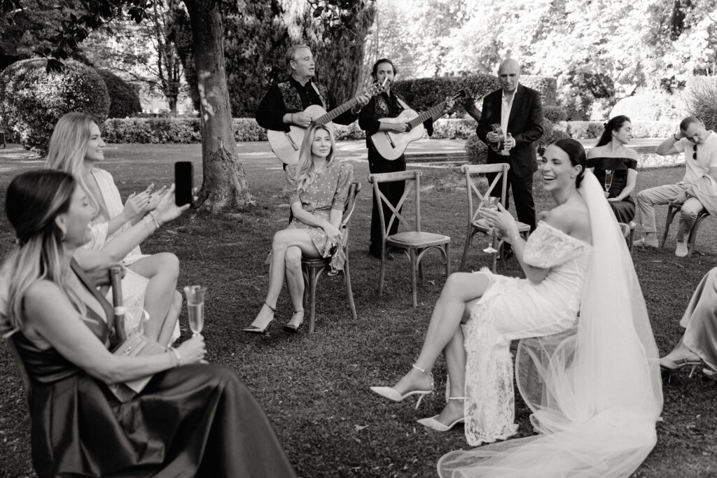 Intimate editorial wedding chabran provence00056