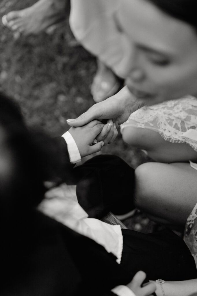 Intimate editorial wedding chabran provence00060