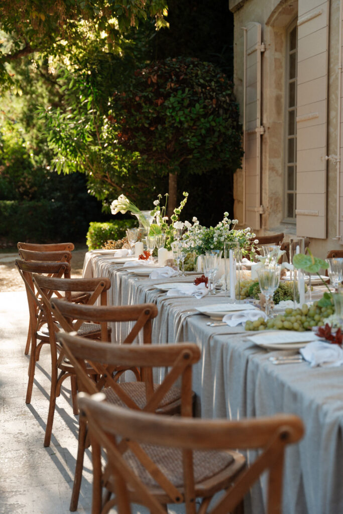 Intimate editorial wedding chabran provence00069