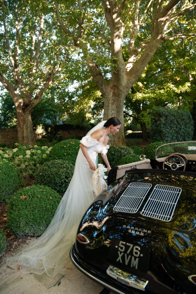 Intimate editorial wedding chabran provence00071