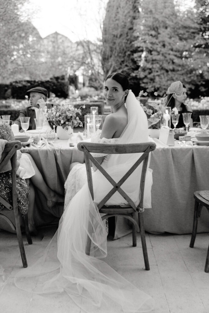 Intimate editorial wedding chabran provence00081