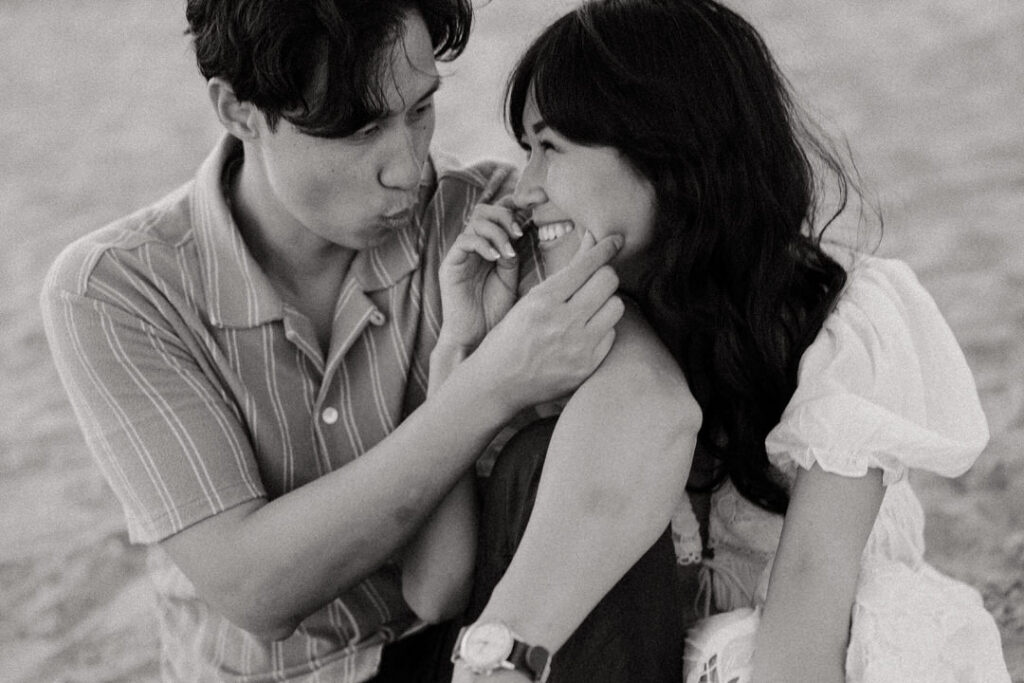 Vicky van proposal 086