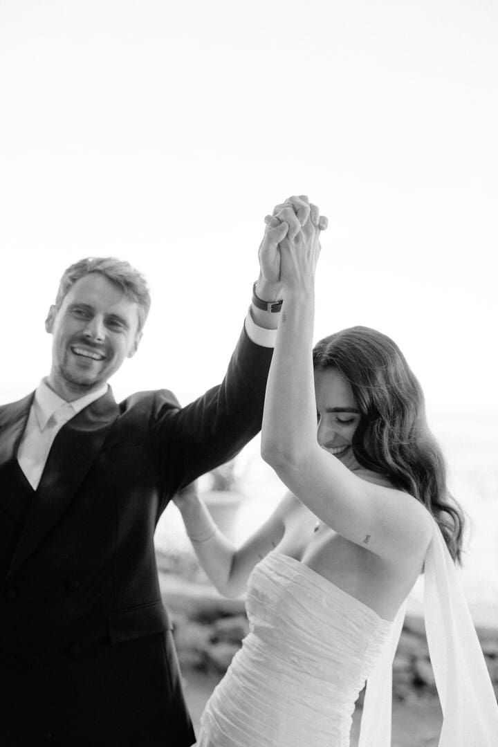 Intimate joyful wedding lyon